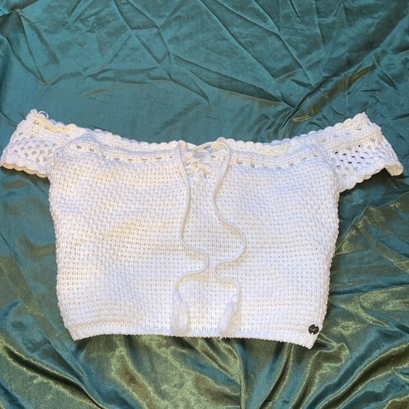 Hollister crochet off the shoulder top size large - Picture 5 of 7